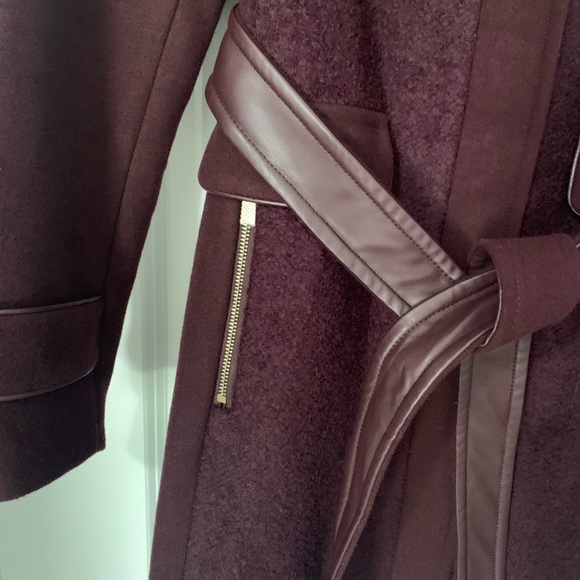 Vince Camuto Burgundy Wool Coat. size Small - Picture 5 of 13